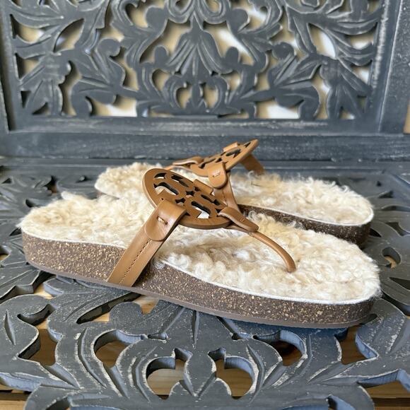 Tory Burch Miller Cloud Shearling Sandals Women’s 7.5 Tan Leather Logo Thong - Picture 5 of 10